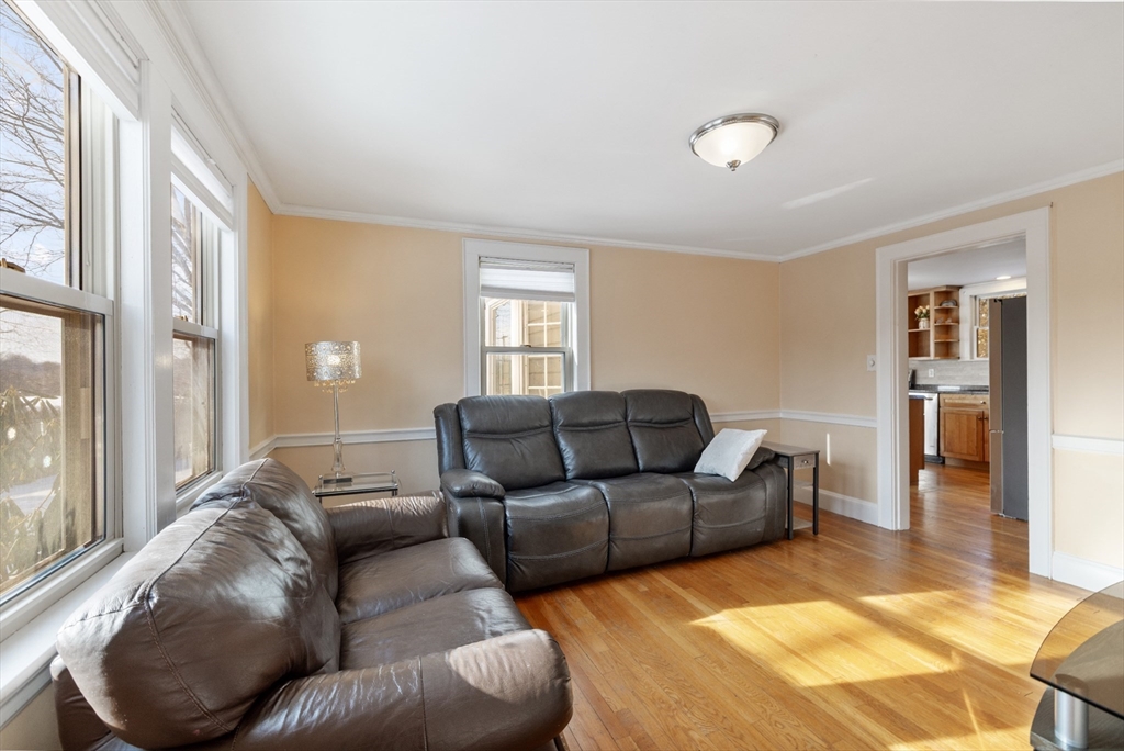 10 Bernard Street Lexington, MA 02420 - Photo 12 of 34