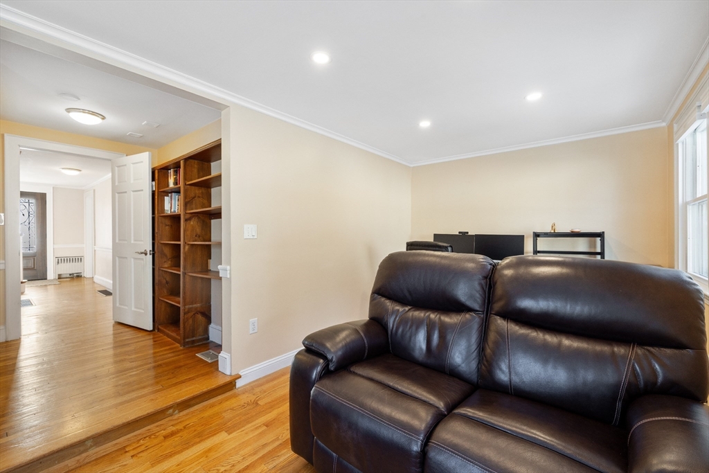 10 Bernard Street Lexington, MA 02420 - Photo 16 of 34