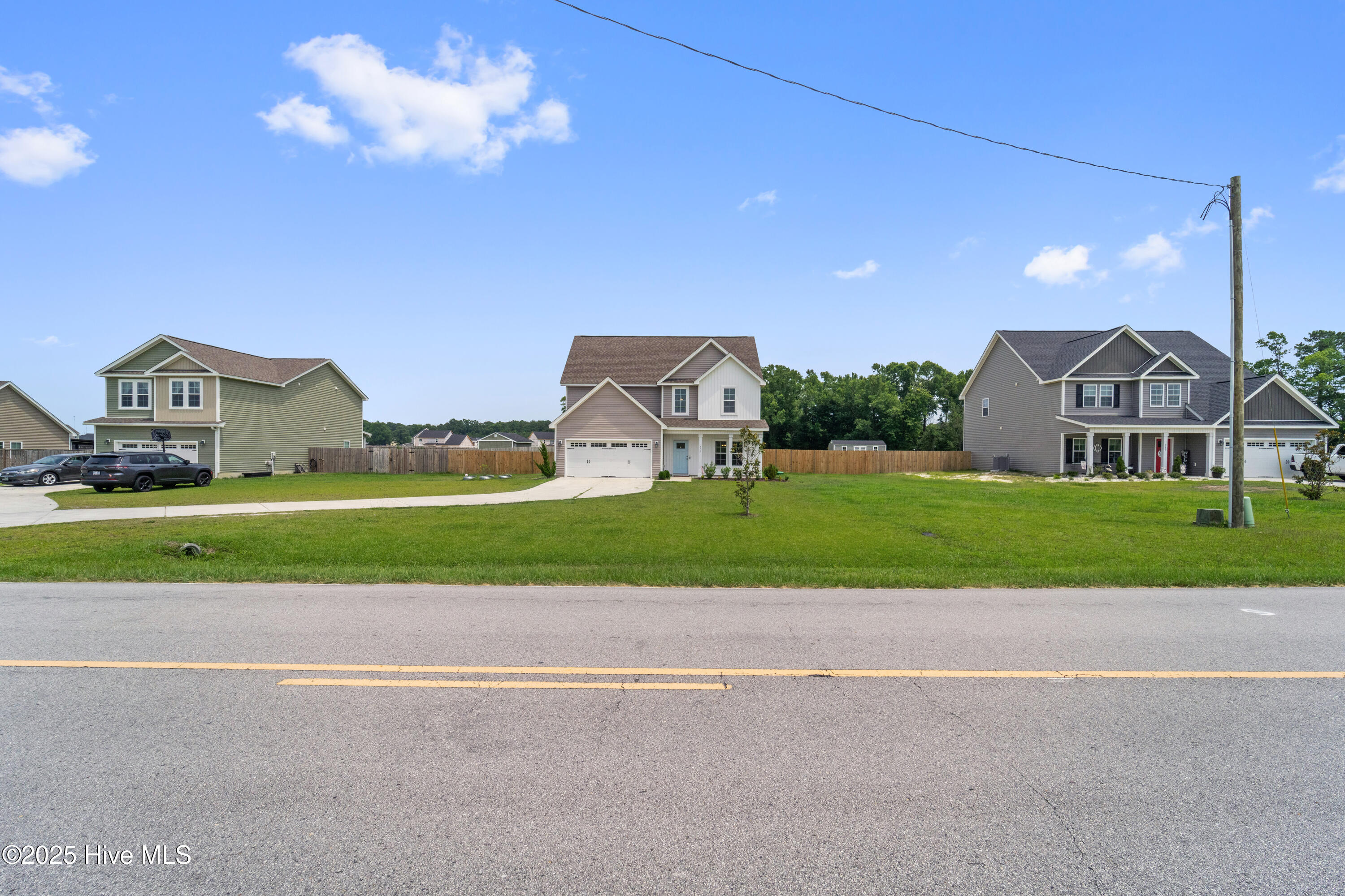 575 Stella Road Stella, NC 28582 - Photo 2 of 51 DSC07929