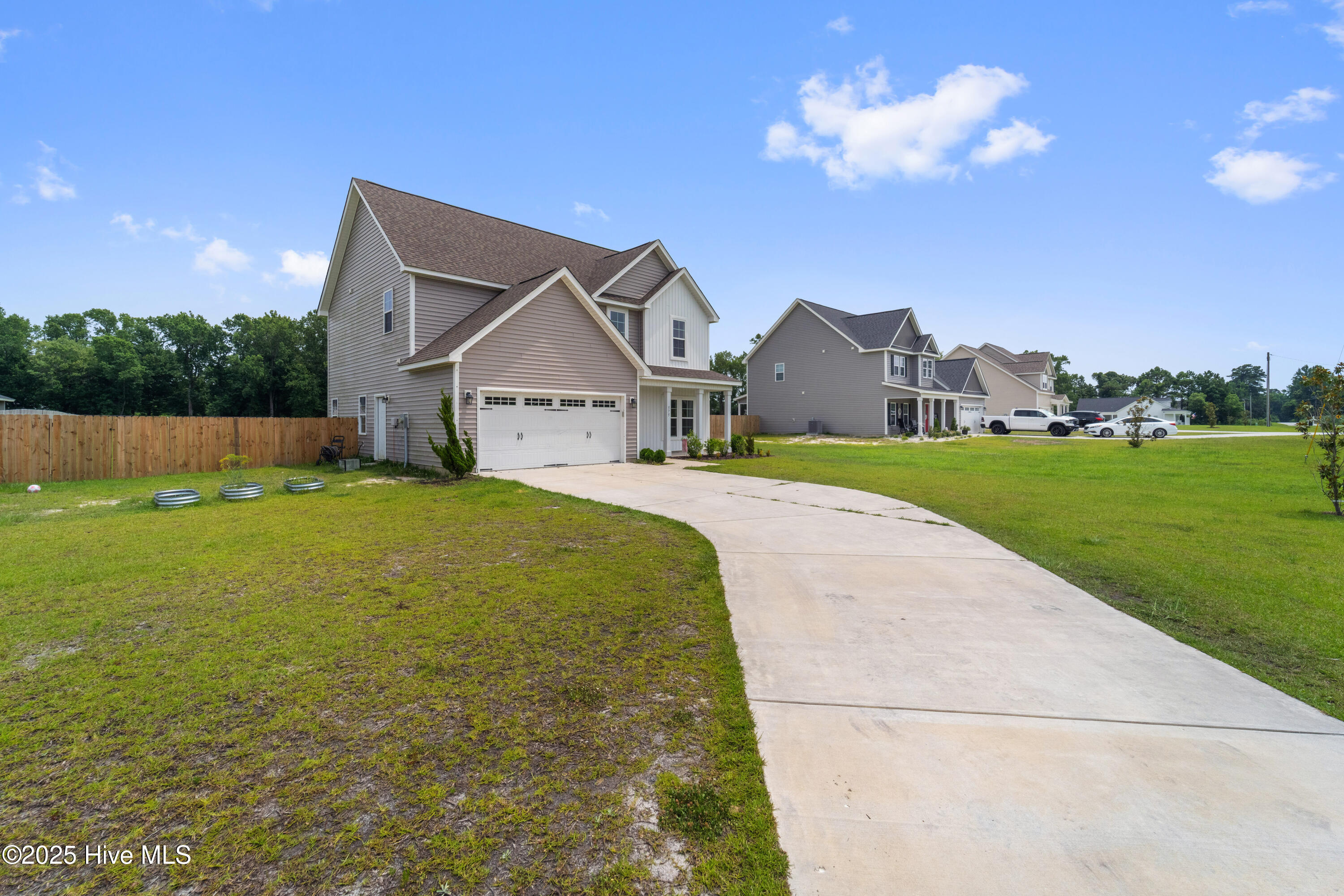 575 Stella Road Stella, NC 28582 - Photo 4 of 51 DSC07944