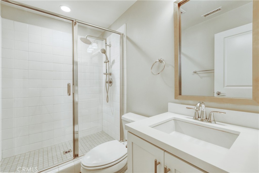 99 Fuchsia Lake Forest, CA 92630 - Photo 23 of 32 First floor bathroom
