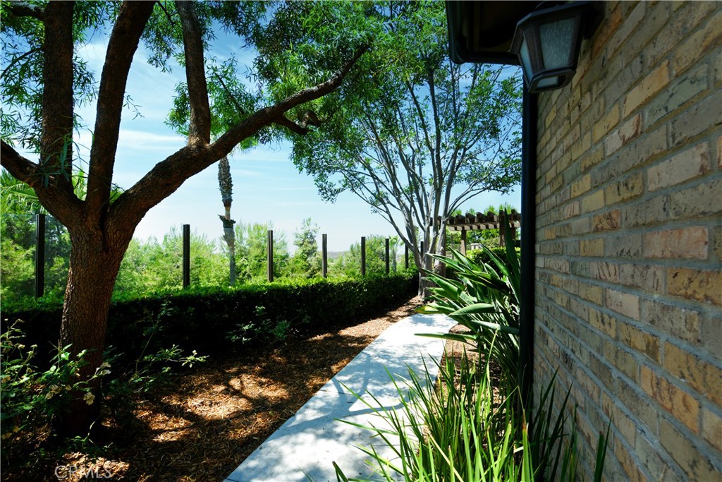 99 Fuchsia Lake Forest, CA 92630 - Photo 29 of 32 Outdoor area