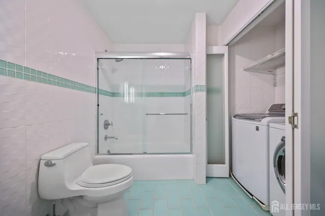 a view of a backyard of the house