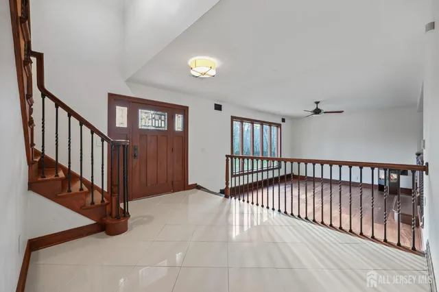 a view of walk in closet