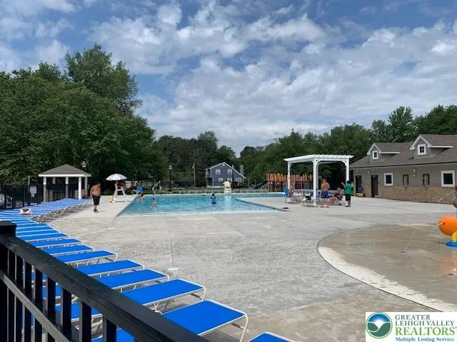 a view of a tennis court