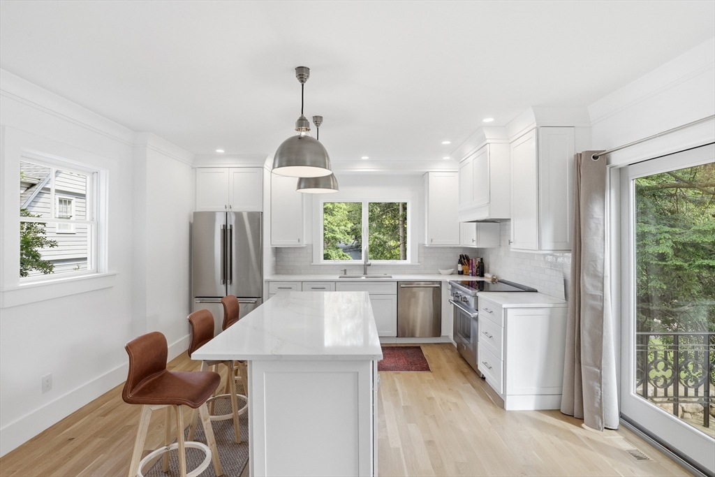 38 Edgewood Road, Unit 2 Lexington, MA 02420 - Photo 4 of 16