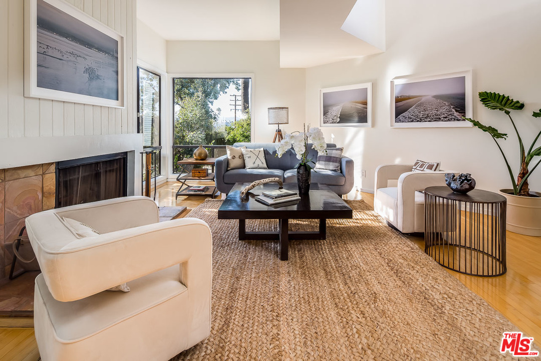 2607 2nd Street, Unit 1 Santa Monica, CA 90405 - Photo 2 of 32