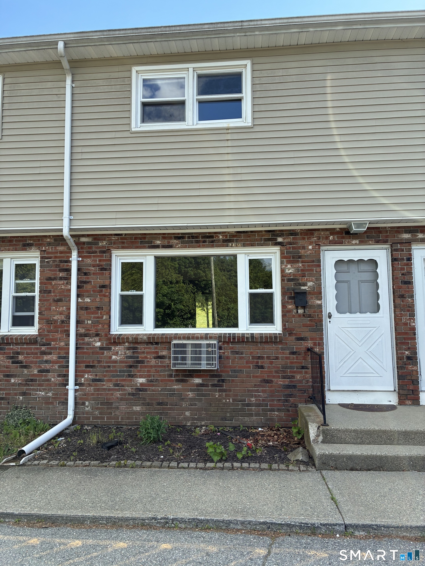94 Canterbury Road, Unit C Plainfield, CT 06374 - Photo 1 of 18