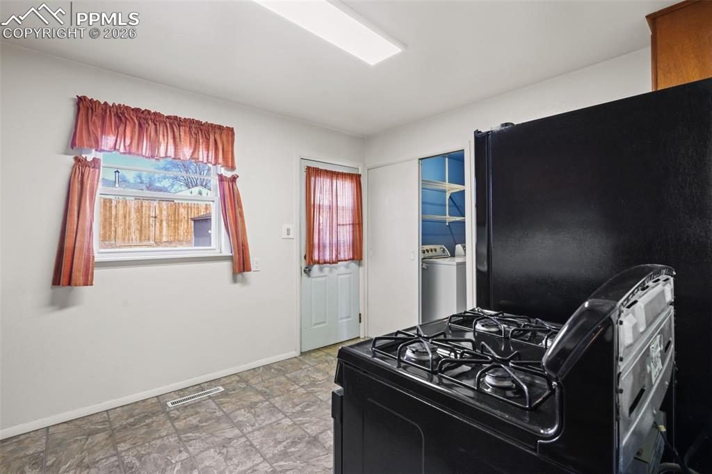1338 Edith Lane Colorado Springs, CO 80909 - Photo 12 of 28