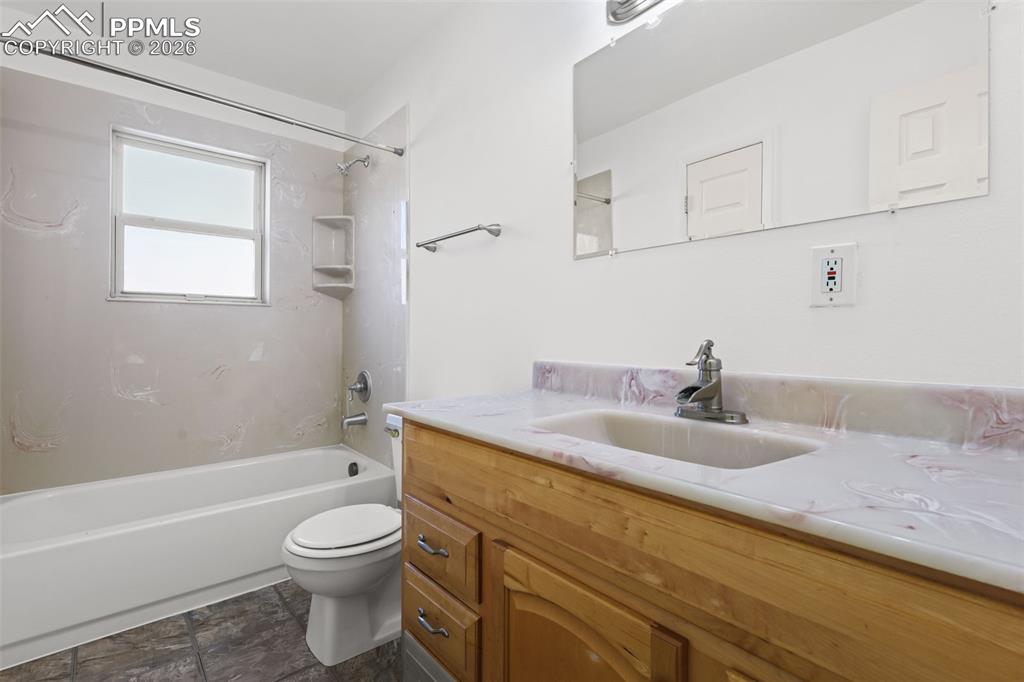 1338 Edith Lane Colorado Springs, CO 80909 - Photo 17 of 28