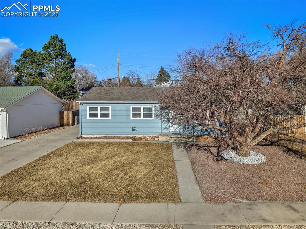 1338 Edith Lane Colorado Springs, CO 80909 - Photo 6 of 28