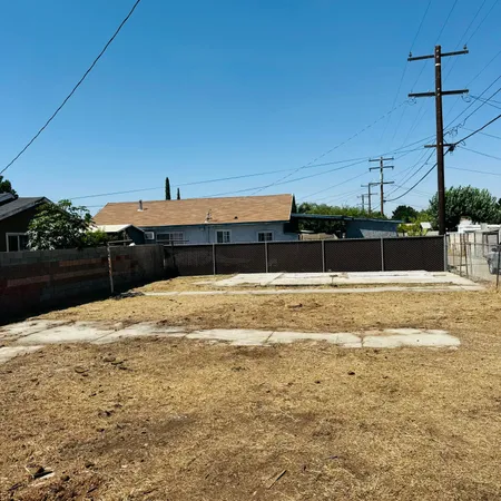 $75,000 | 188 South Kessing Street, Porterville, CA 93257