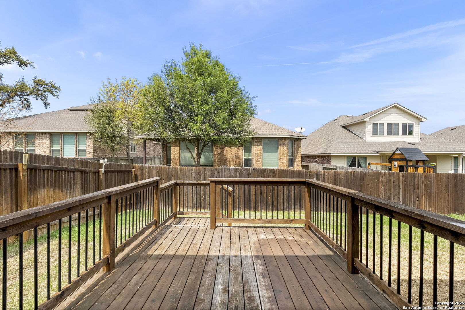 9753 Monken Boerne, TX 78006 - Photo 30 of 38 a view of a houses with a balcony