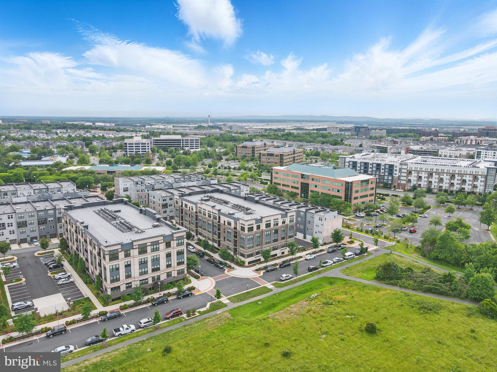 2320 Field Point Road, Unit 4407 Herndon, VA 20171 - Photo 54 of 55 Gallery Image 54