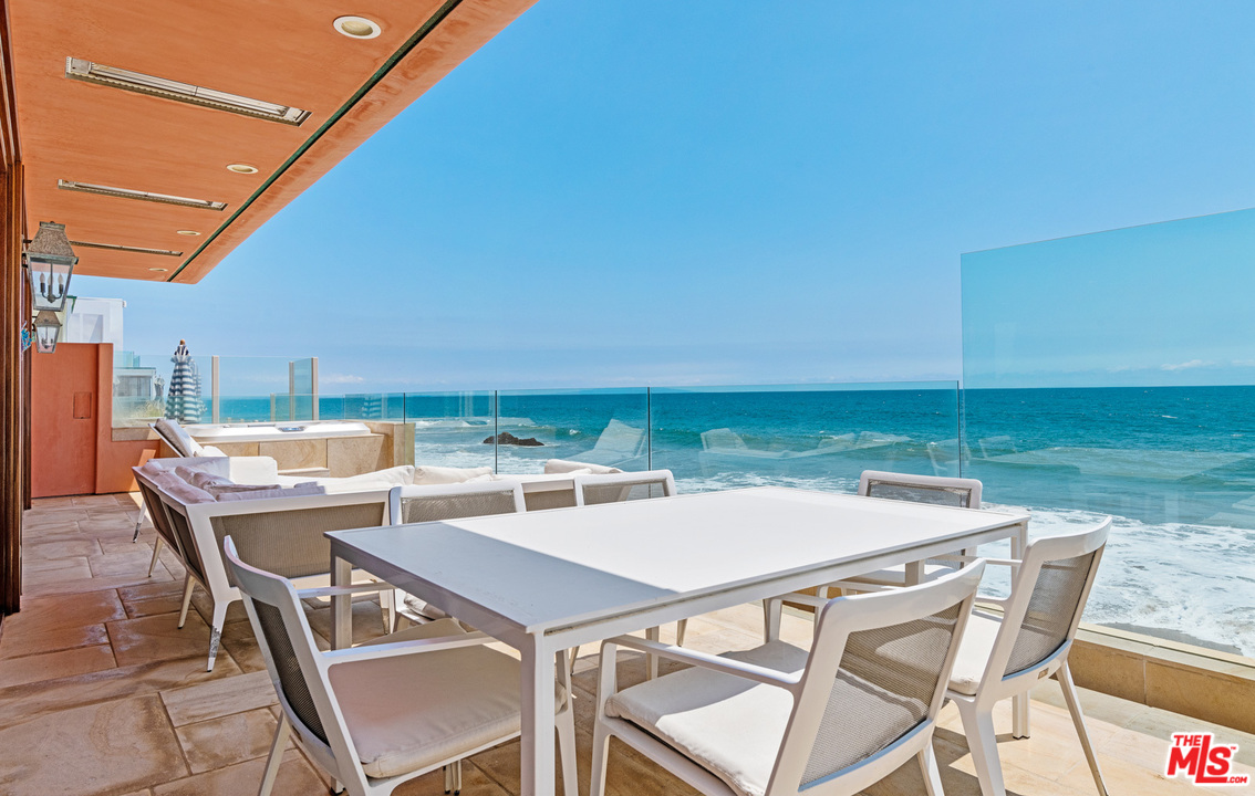 21848 Pacific Coast Highway Malibu, CA 90265 - Photo 11 of 44