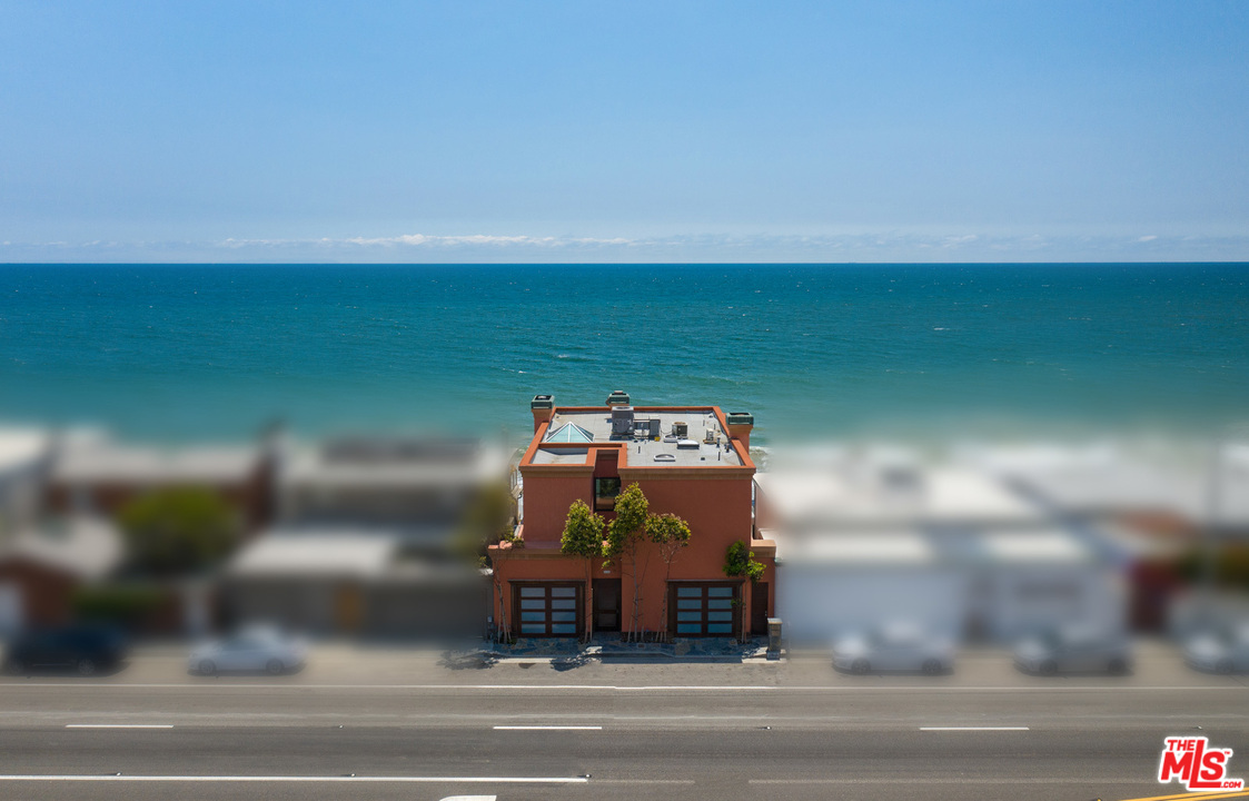 21848 Pacific Coast Highway Malibu, CA 90265 - Photo 4 of 44