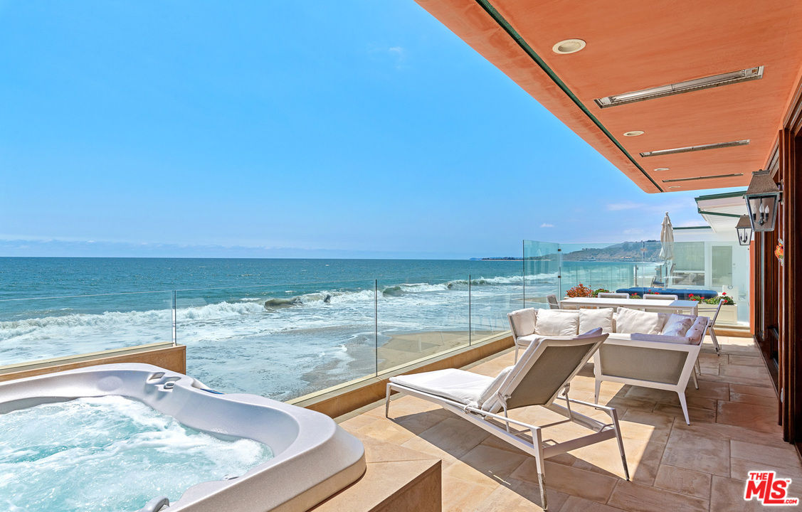 21848 Pacific Coast Highway Malibu, CA 90265 - Photo 9 of 44