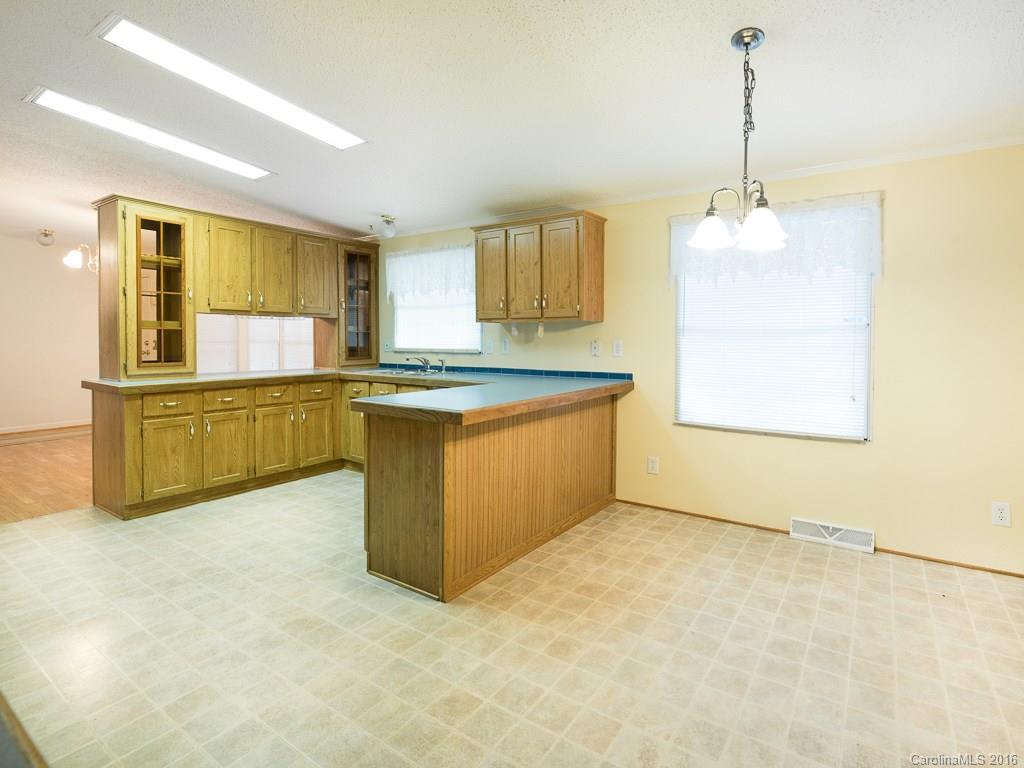 7716 Walkup Road Waxhaw, NC 28173 - Photo 7 of 21 Gallery Image 7