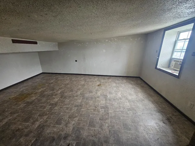 $57,200 | 807 Broadway Street, Willisville, IL 62272