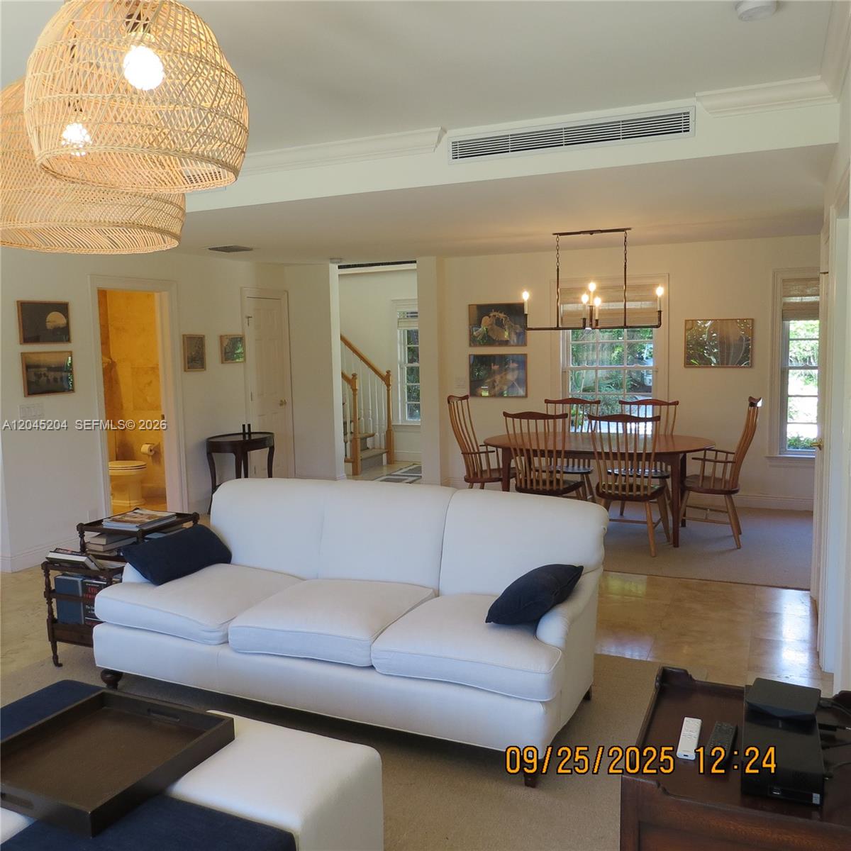 404 South Beach Road, Unit 404 Jupiter Island, FL 33455 - Photo 5 of 28
