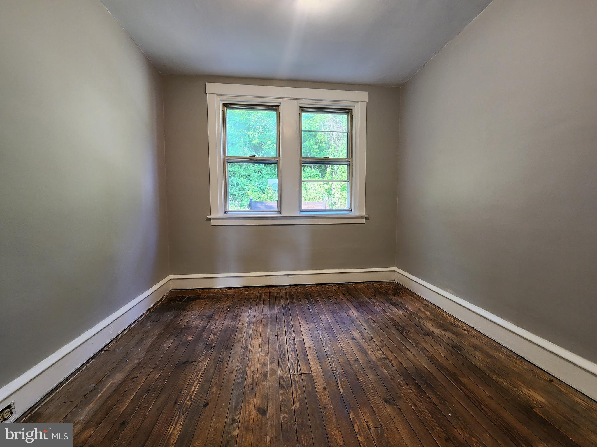 4147 Tower Street Philadelphia, PA 19127 - Photo 5 of 18