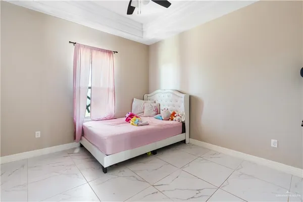 $2,000 | 822 Whitewing Street, Alamo, TX 78516