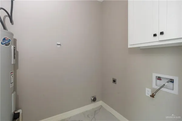 $2,000 | 822 Whitewing Street, Alamo, TX 78516