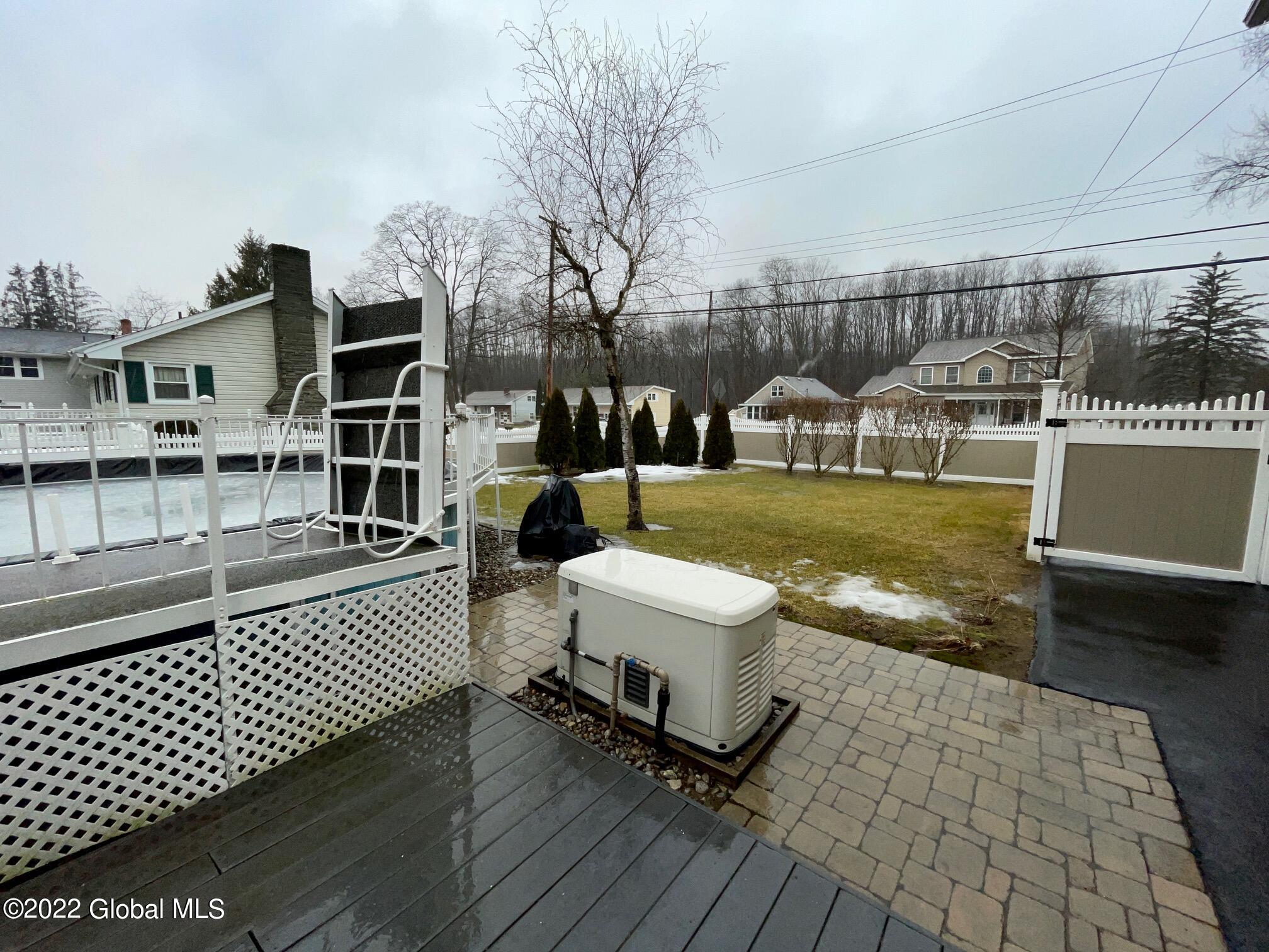 135 Putnam Road Schenectady, NY 12306 - Photo 34 of 35 Big Back Yard