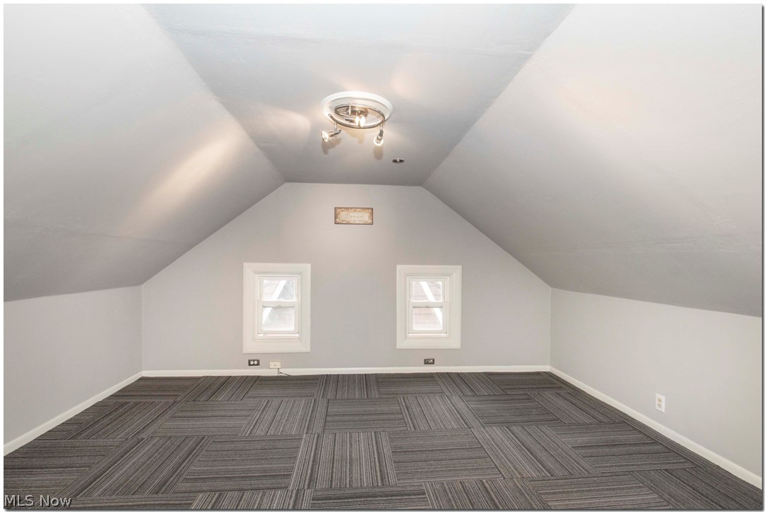 3057 East Overlook Road Cleveland, OH 44118 - Photo 25 of 35 Gallery Image 25
