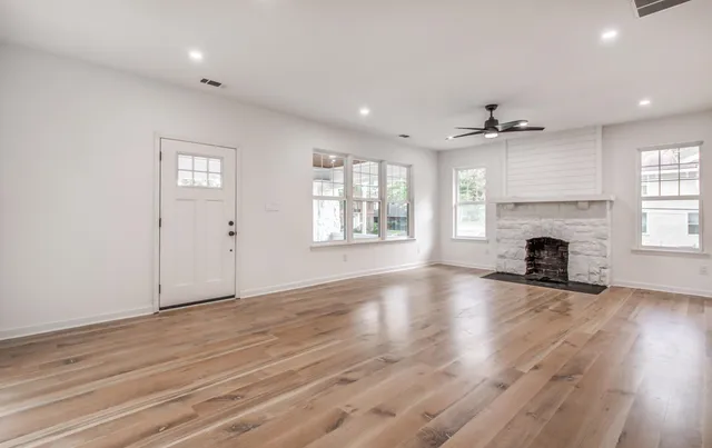 $3,950 | 1781 Forest Avenue, Memphis, TN 38112