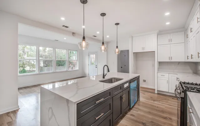 $3,950 | 1781 Forest Avenue, Memphis, TN 38112