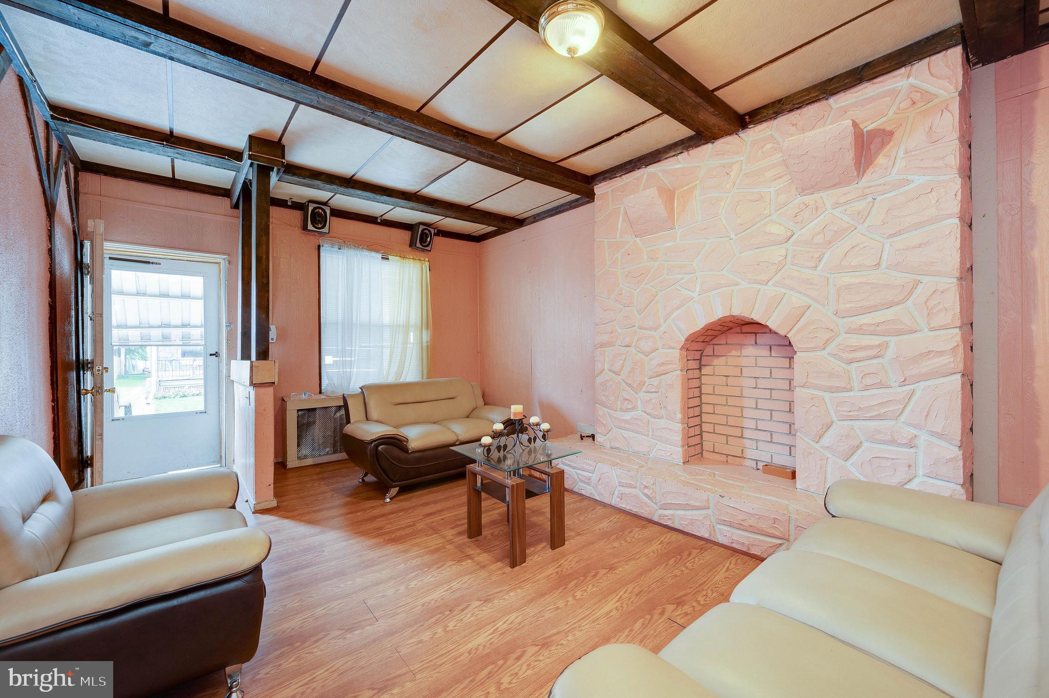 609 Ritter Street Reading, PA 19601 - Photo 4 of 24 Gallery Image 4