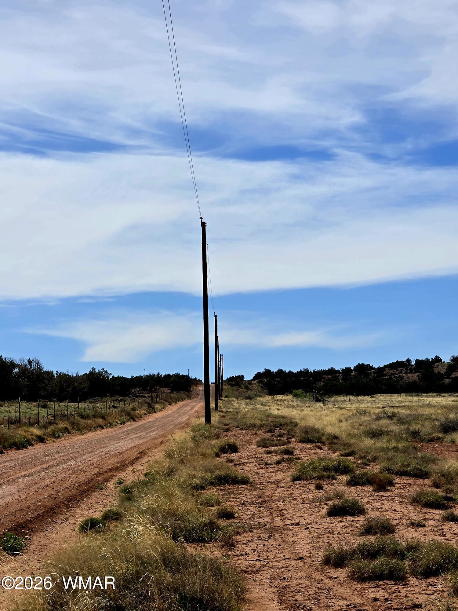 5438 County Line Road Snowflake, AZ 85937 - Photo 11 of 13 APS Power at property line facing south on County Line Rd