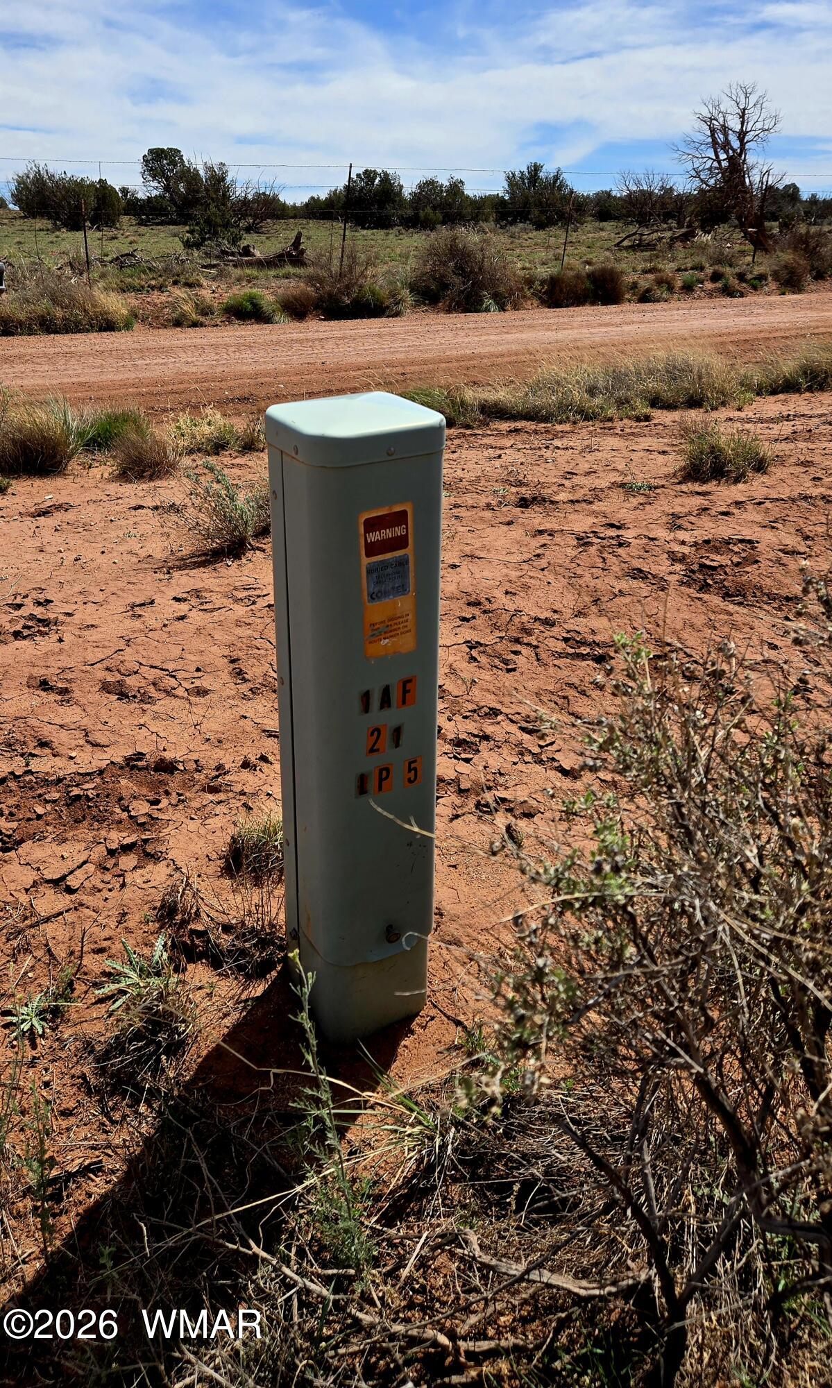 5438 County Line Road Snowflake, AZ 85937 - Photo 13 of 13 Telecommunication box at property line