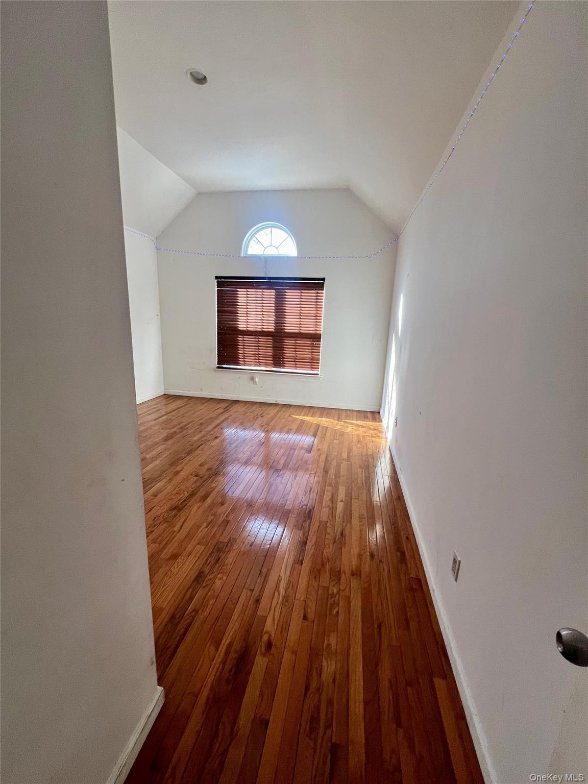 39 Independence Way Miller Place, NY 11764 - Photo 10 of 15