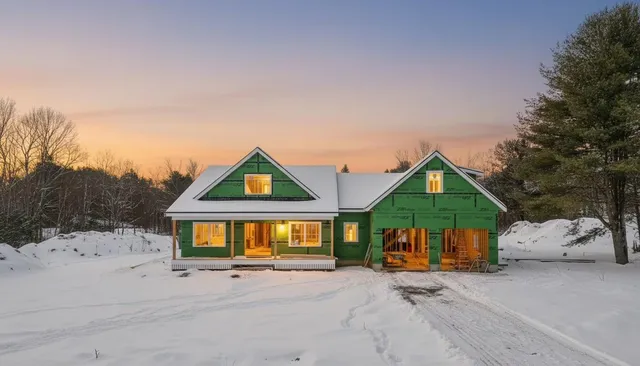 $1,379,000 | 18 Shipping Lane, Eliot, ME 03903
