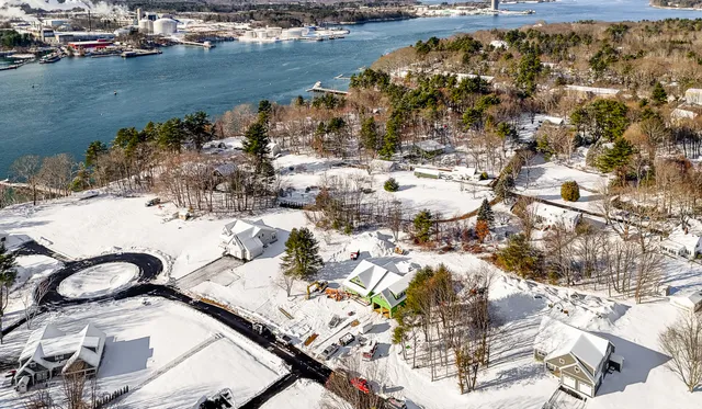 $1,379,000 | 18 Shipping Lane, Eliot, ME 03903