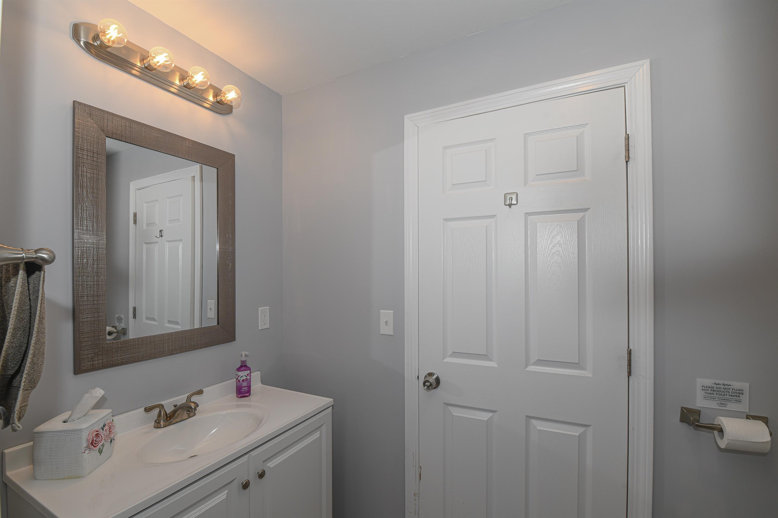 293 Pemigewasset Drive Center Conway, NH 03813 - Photo 14 of 35