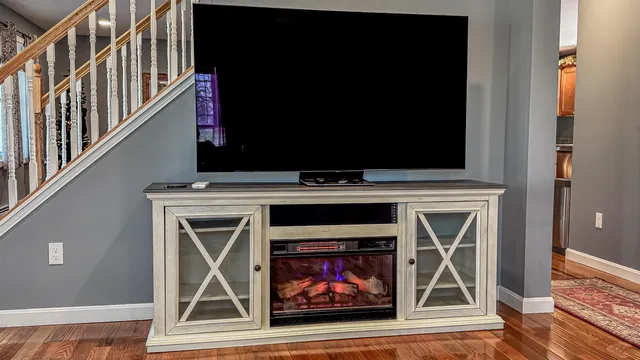 $599,900 | 293 Pemigewasset Drive, Center Conway, NH 03813