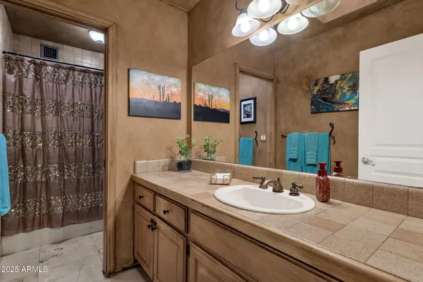 $1,099,000 | 89 North Riata Street, Gilbert, AZ 85234