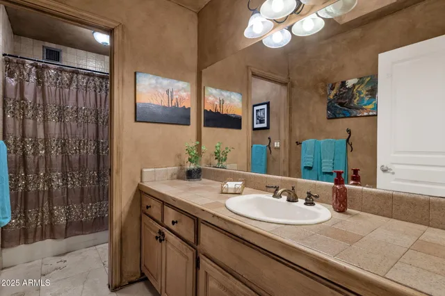 $1,099,000 | 89 North Riata Street, Gilbert, AZ 85234
