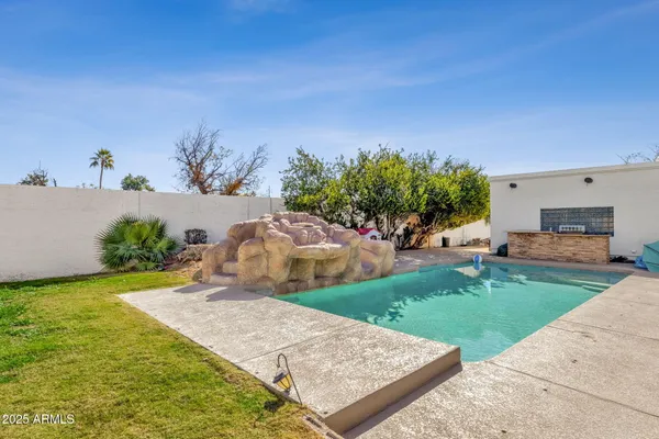 $1,099,000 | 89 North Riata Street, Gilbert, AZ 85234