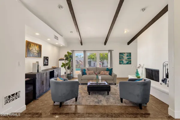 $1,099,000 | 89 North Riata Street, Gilbert, AZ 85234