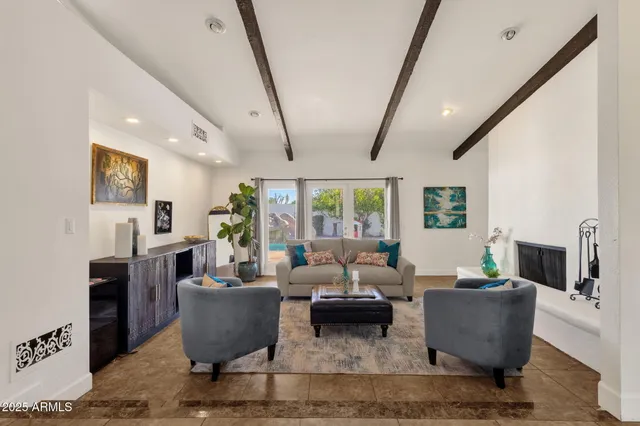 $1,099,000 | 89 North Riata Street, Gilbert, AZ 85234