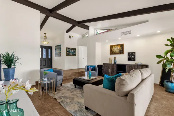 $1,099,000 | 89 North Riata Street, Gilbert, AZ 85234