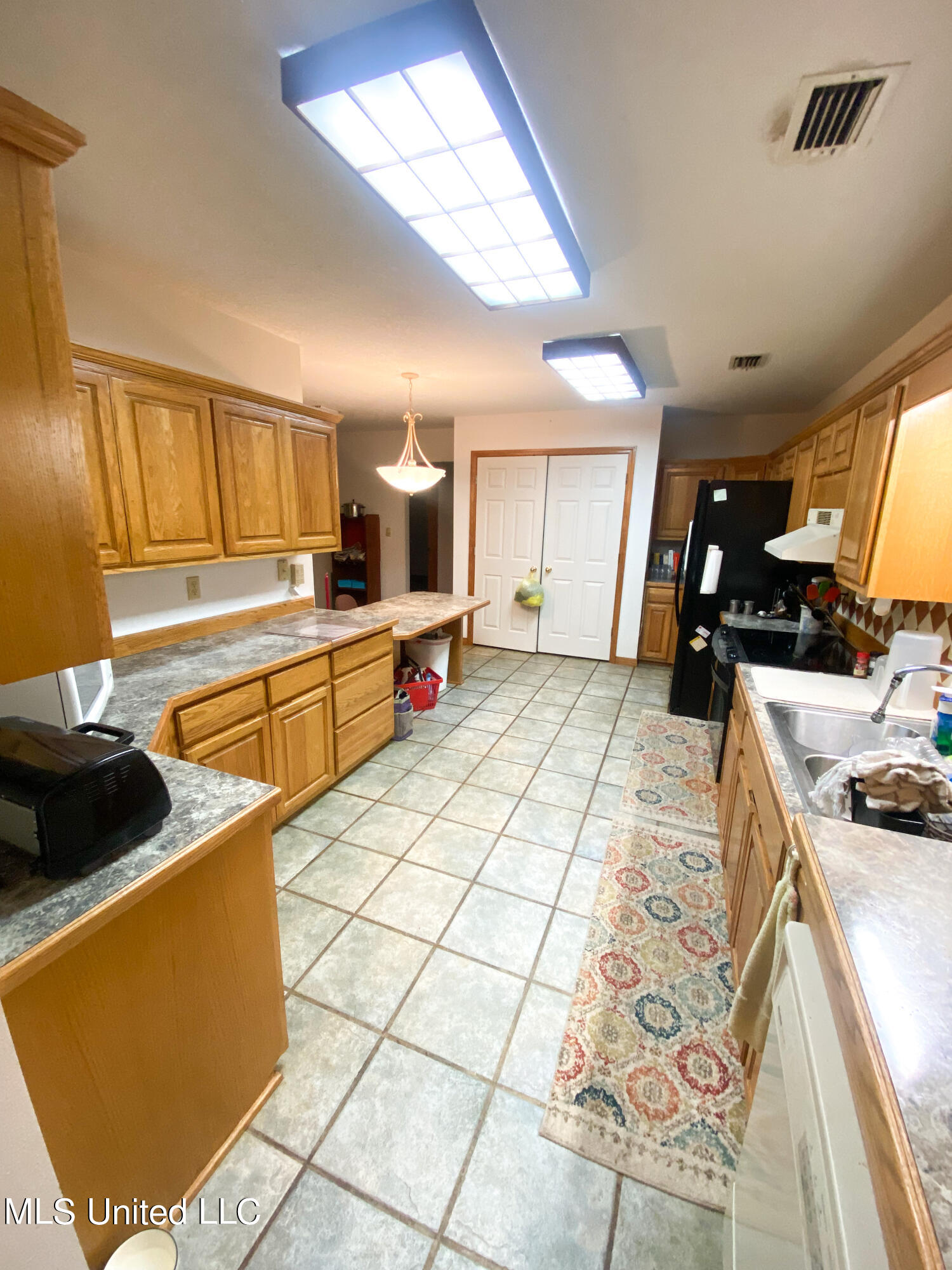 8921 Ferry Point Road Gautier, MS 39553 - Photo 7 of 13 Ferry Point Kitchen Pic 1