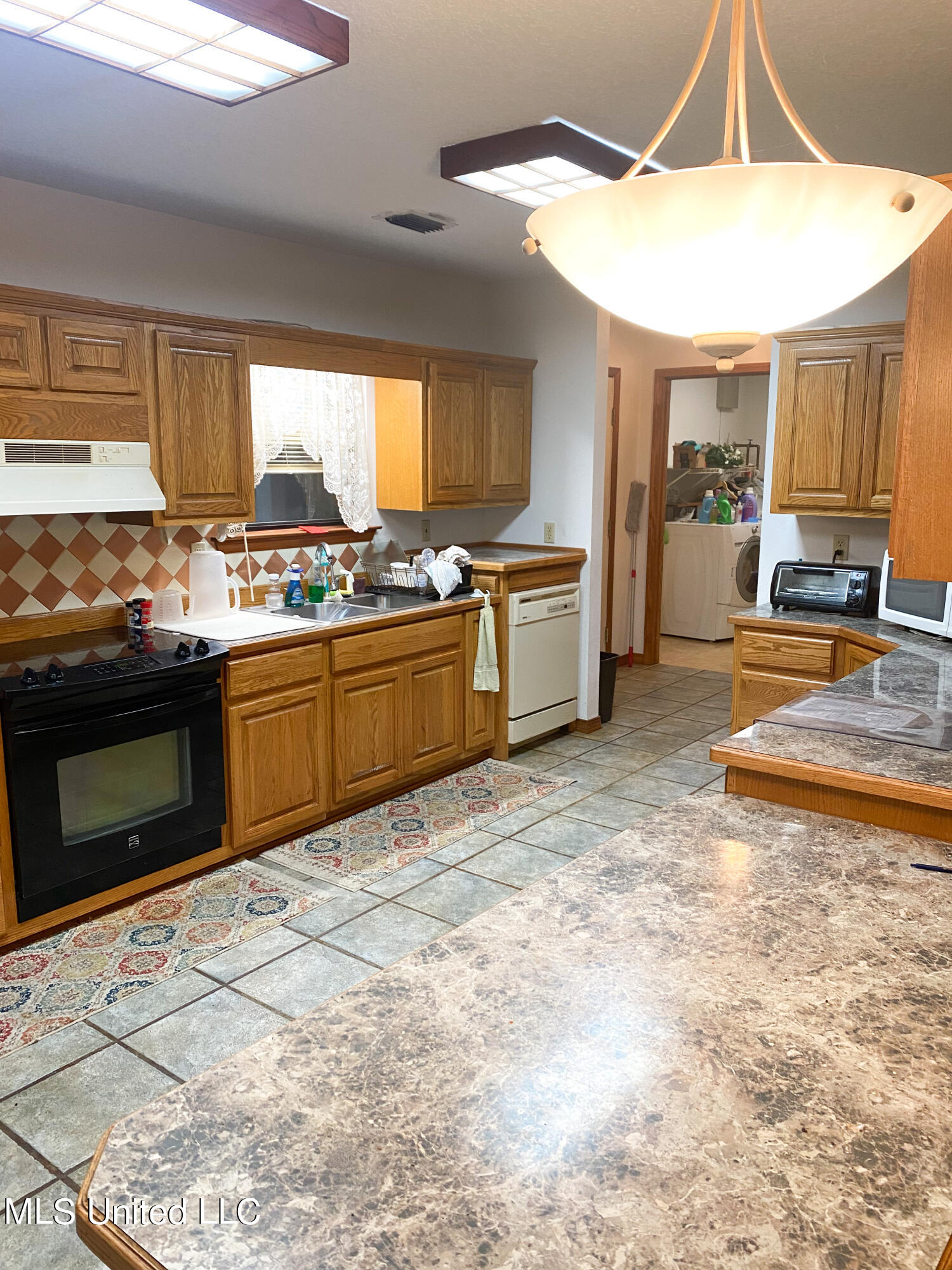 8921 Ferry Point Road Gautier, MS 39553 - Photo 8 of 13 Ferry Point Kitchen Pic 2