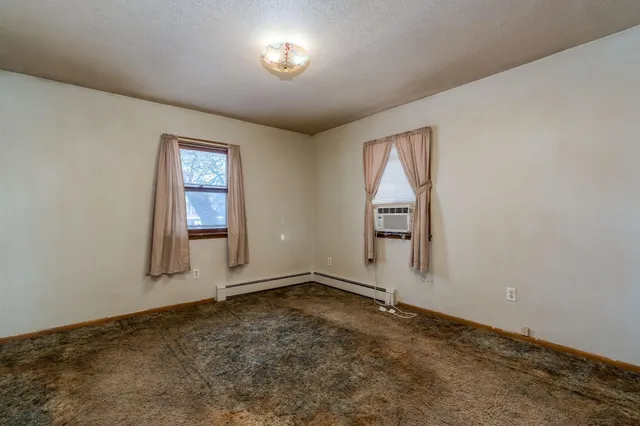 $219,900 | 776 East Prince Street, Lake Crystal, MN 56055