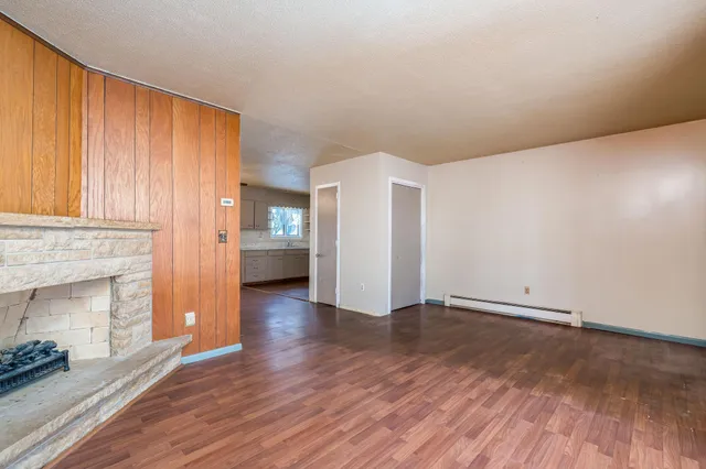 $219,900 | 776 East Prince Street, Lake Crystal, MN 56055