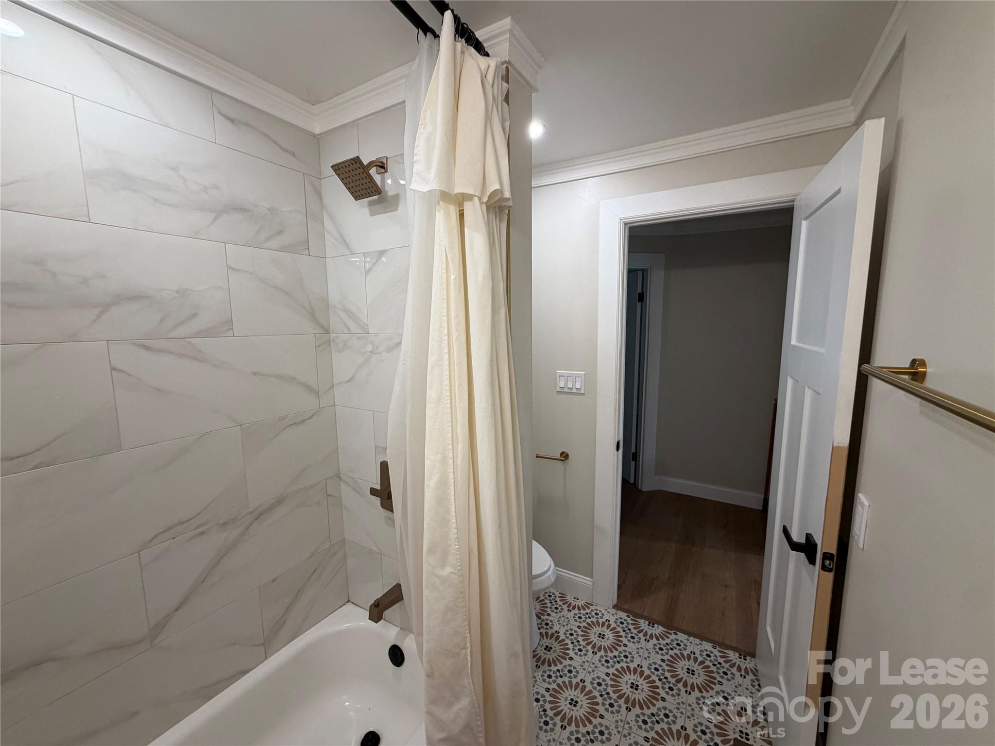 4318 Raney Way Charlotte, NC 28205 - Photo 16 of 25 Gallery Image 16